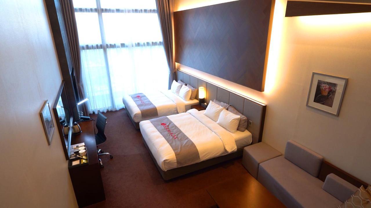 Ramada Hotel & Suite By Wyndham Gangwon Pyeongchang Exterior foto